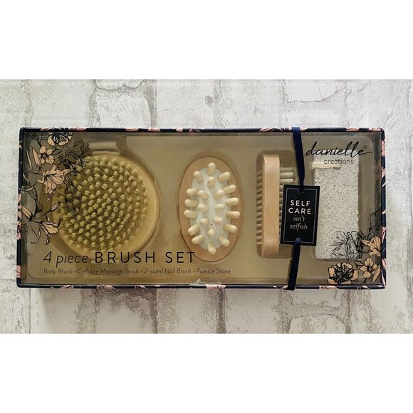 NWT Danielle Creations 4 Piece Bath Body Brush Set Exfoliating Spa Set - Picture 1 of 6
